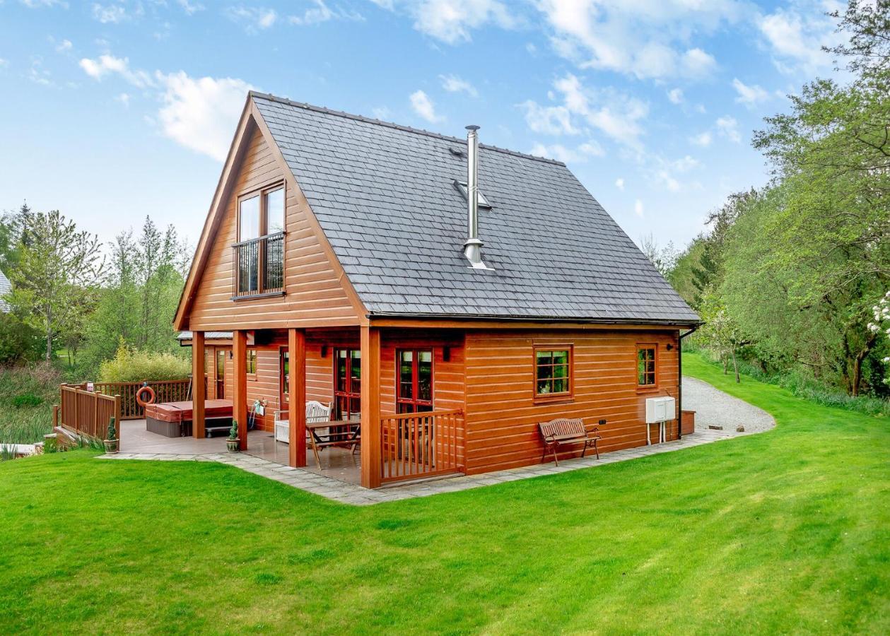 Anglesey Lakeside Lodges 梅奈布里奇 外观 照片