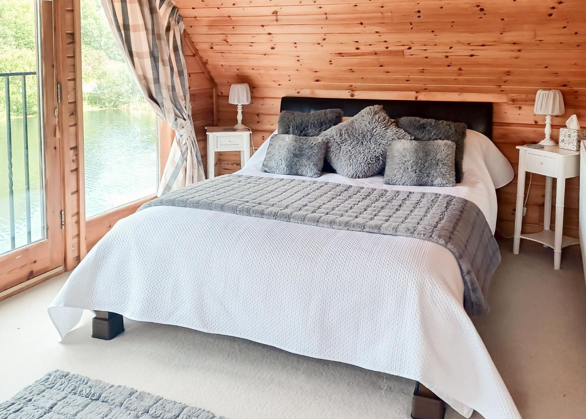 Anglesey Lakeside Lodges 梅奈布里奇 客房 照片