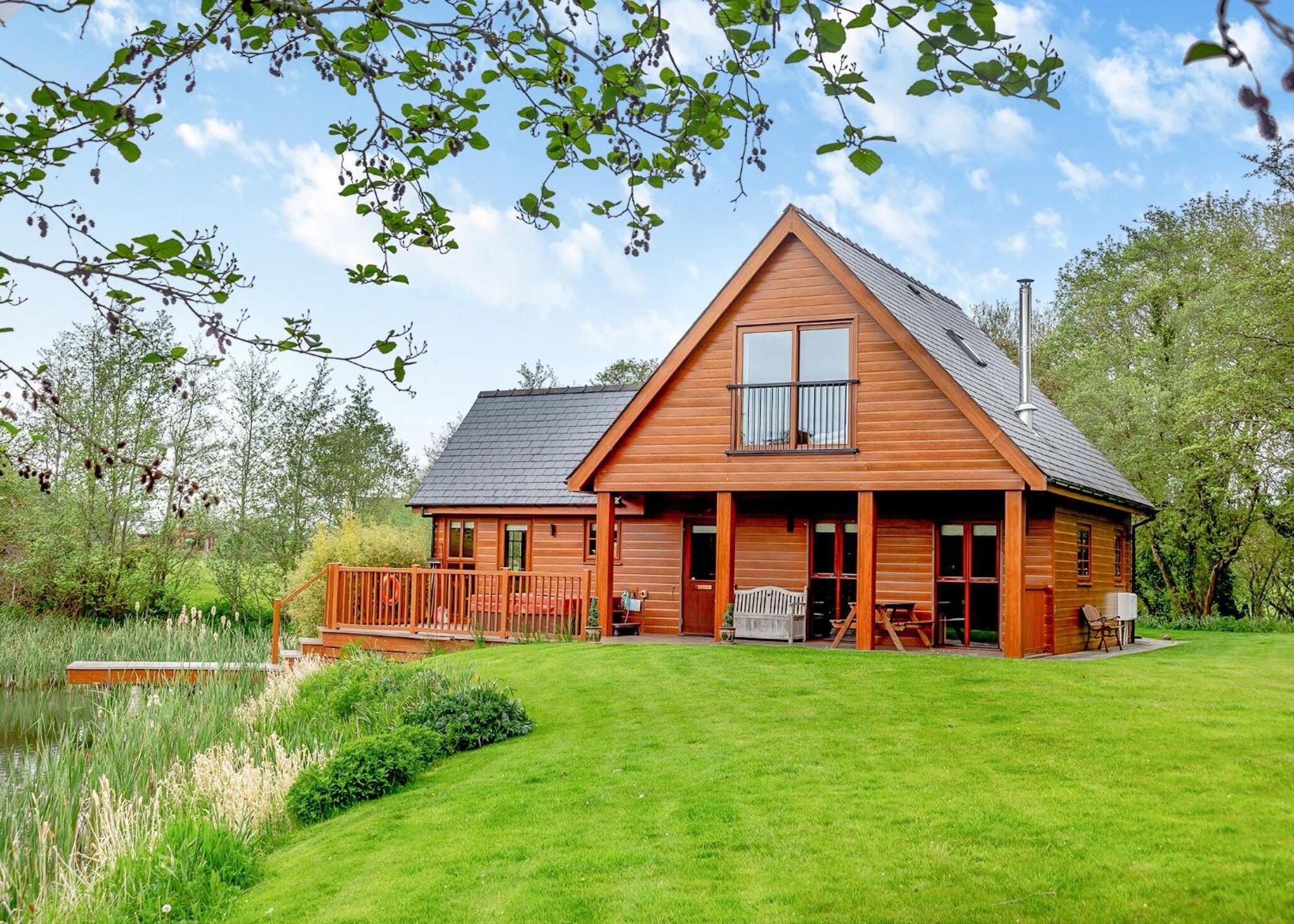 Anglesey Lakeside Lodges 梅奈布里奇 外观 照片